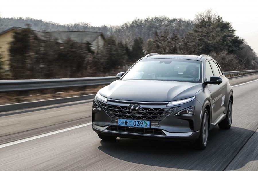  Hyundai NEXO 2018 года  (KR) (фото 23 из 35)